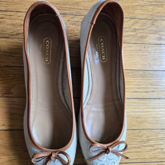Coach Ireena Espadrilles Wedge Canvas Beige Monogram Bow Shoes Size 9 - Picture 4 of 14